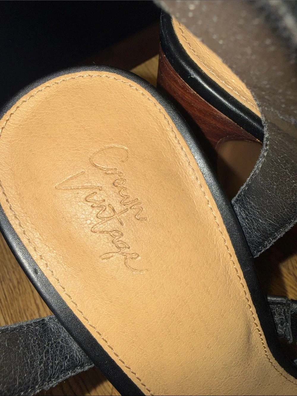 Crown Vintage black leather